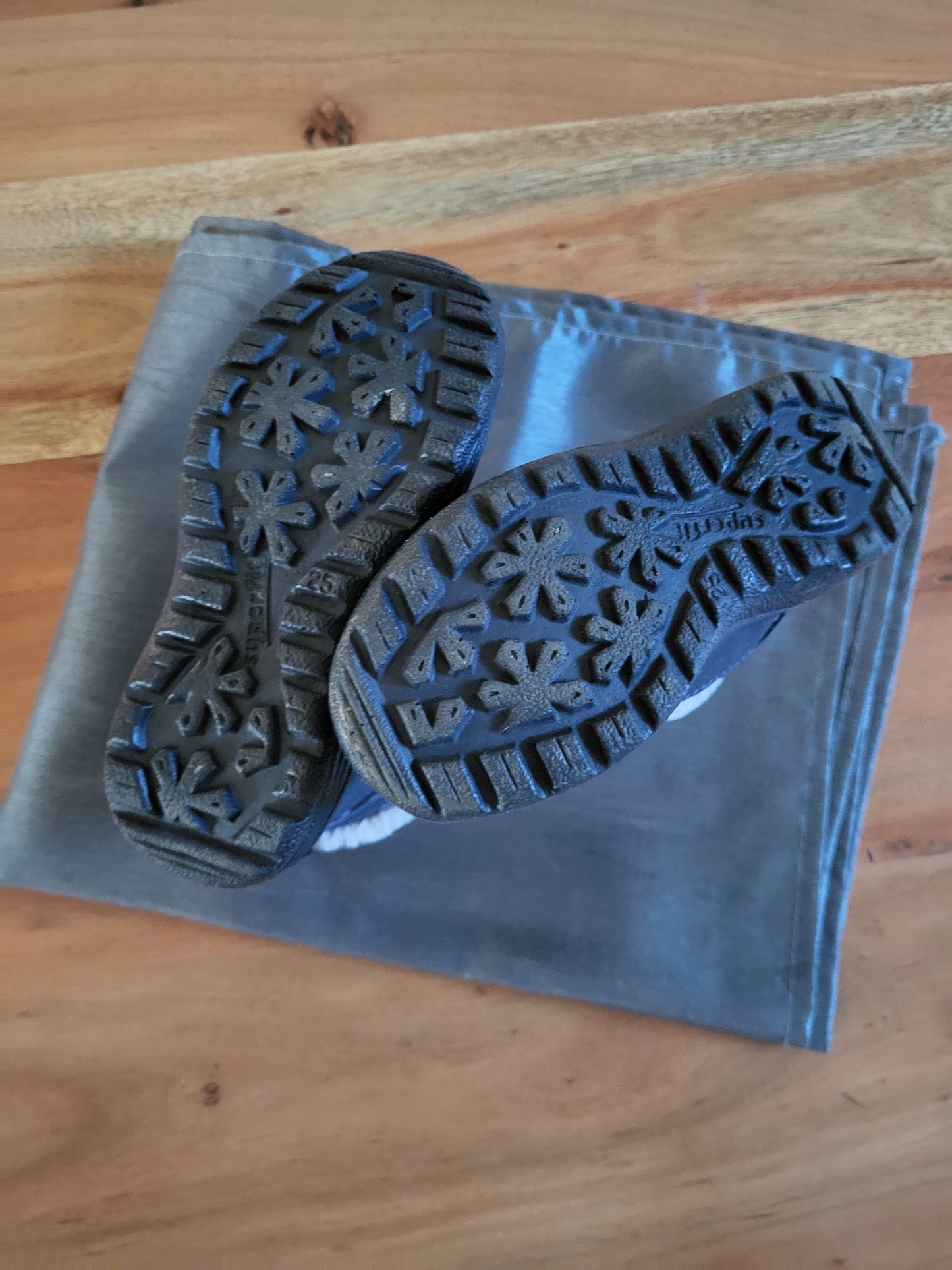 Superfit Winterschuhe Gr. 24