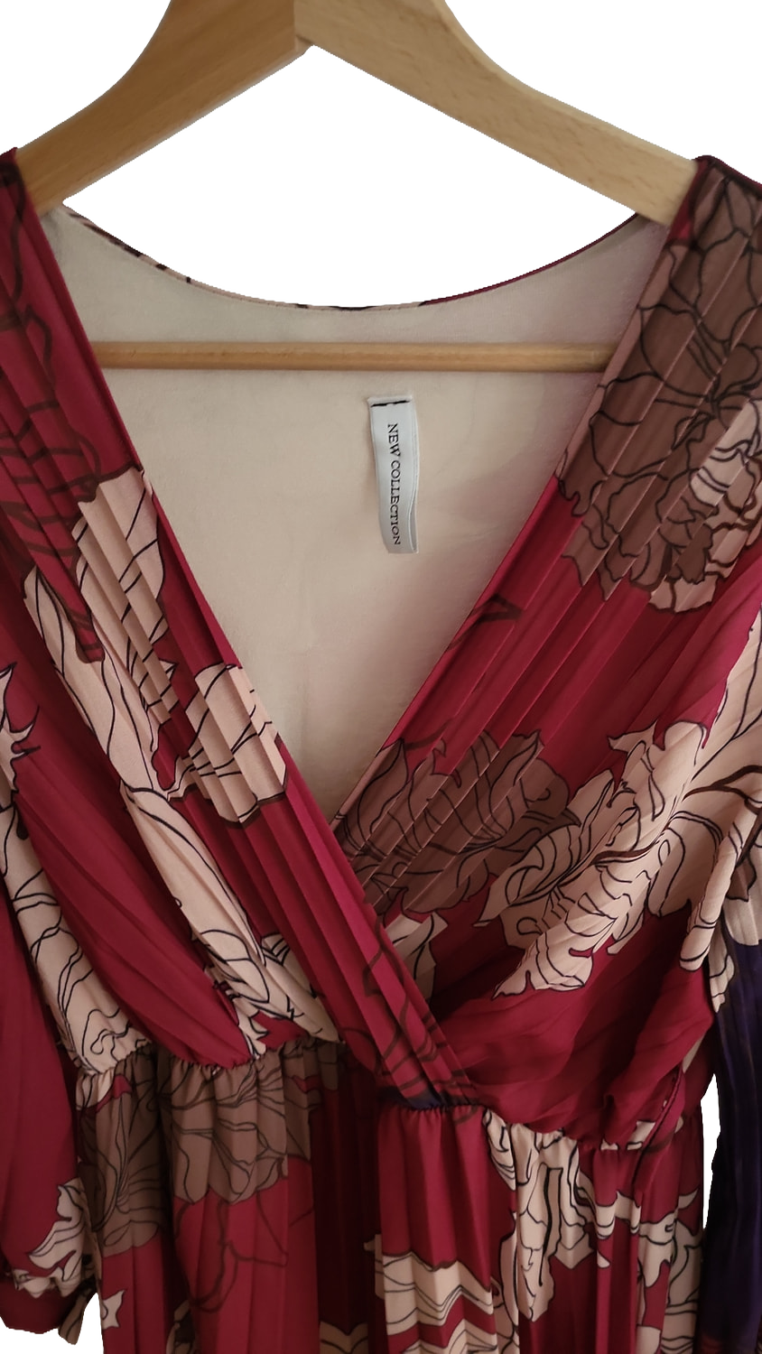 New Collection Blumen Maxikleid V-Ausschnitt Plisseerock Raffung Hochzeitgast Sommerfest Gr 42/44