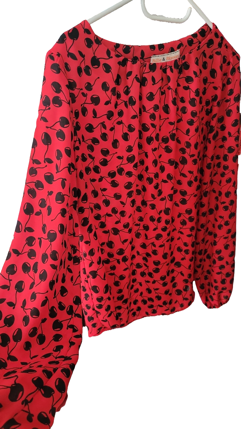 Billie & Blossom Bluse mit Kirschenmuster – Größe 40, Uk 12