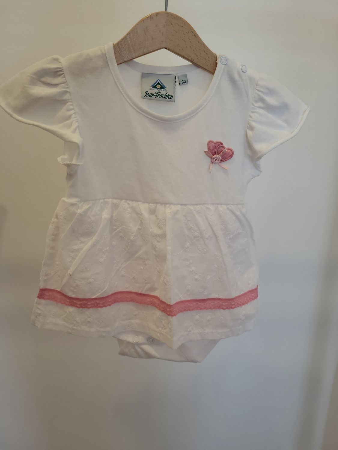 Isar-Trachten Baby Strampler Weiß mit rosa Details Größe 80