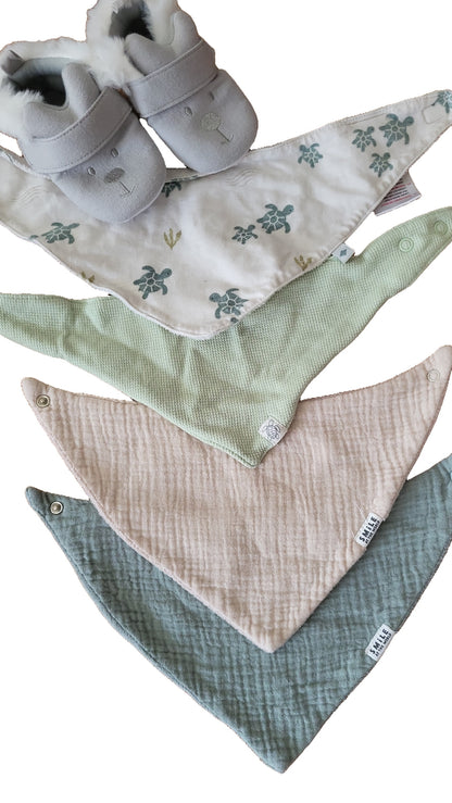 Smile at the World Baby Set Lätzchen Grün Beige 