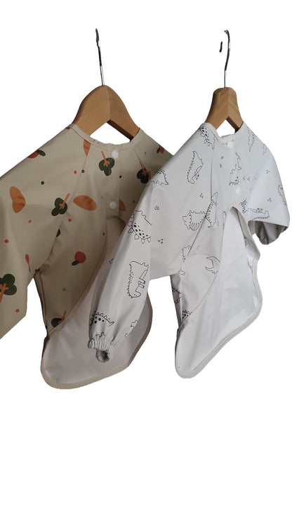 Baby Kleinkind Lätzchen Set Langarm Creme Weiß Dino Baum Motiv Wasserdicht 2er