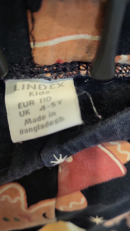 White care label reading Lindex Kids, EUR 110, UK 4-5 Y, Made in Bangladesh.